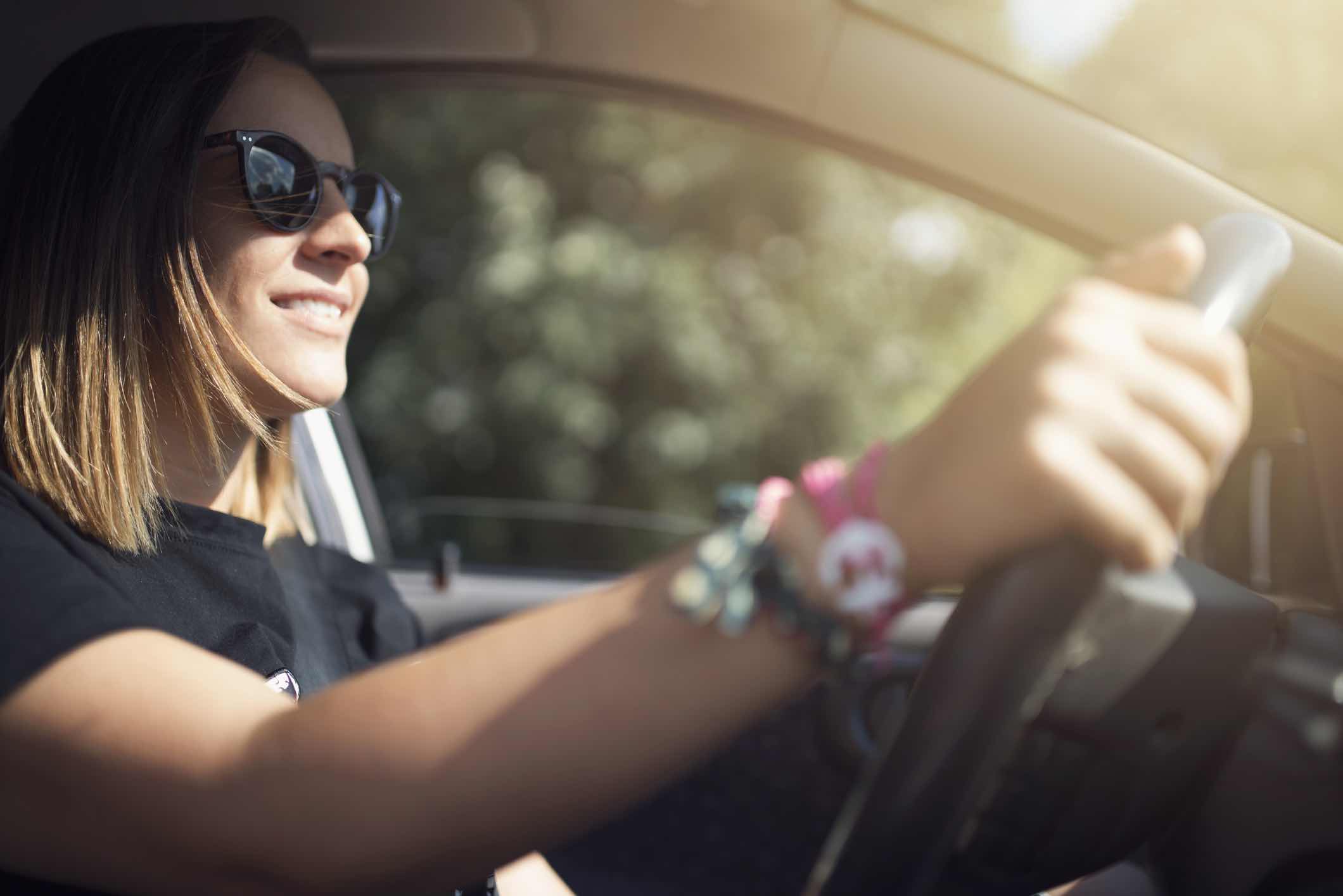 autofahren sonnenbrille