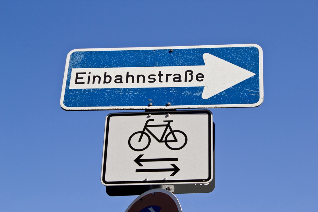 Einbahnstraße mit dem Fahrrad Was gilt? lexika.de